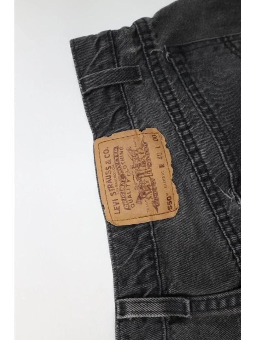 Vtg 90s Levis 550 Orange Tab Mens 40 Distressed Relaxed Denim Jean Shorts Black